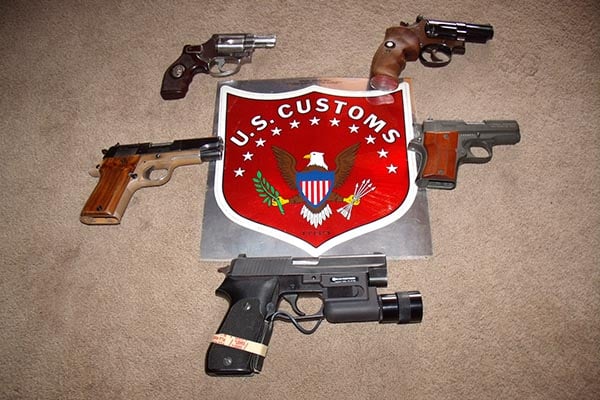 guns-federal-agent-thumb