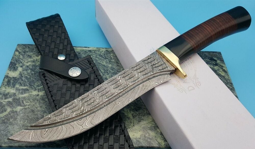 Scalloped Fixed Blade Knife