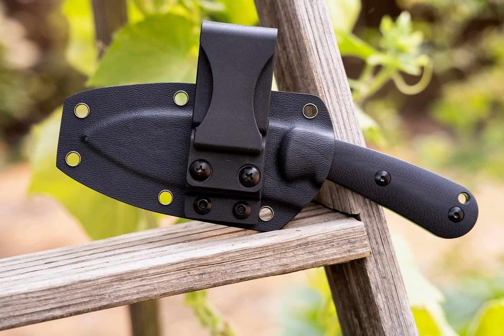 Sheathed Fixed-Blade Knives